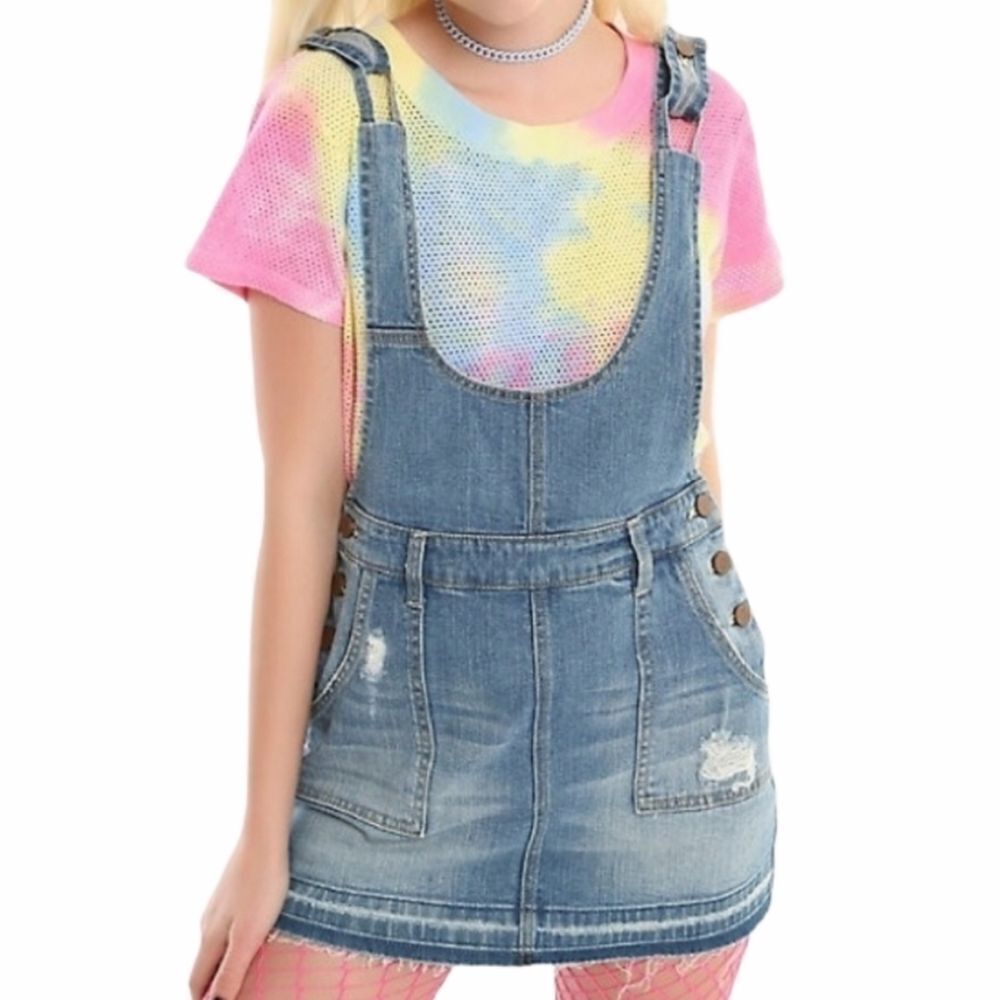 New Hot Topic denim skirtall size Small